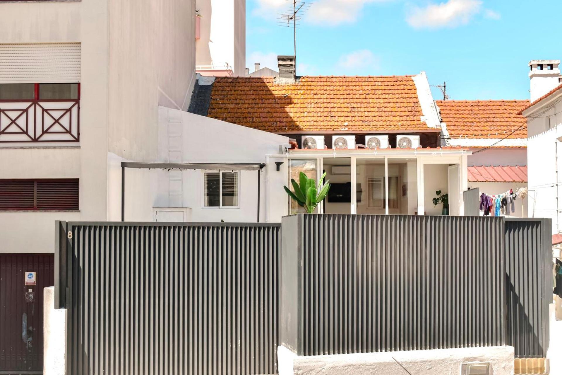J Home Lisbon Exterior photo